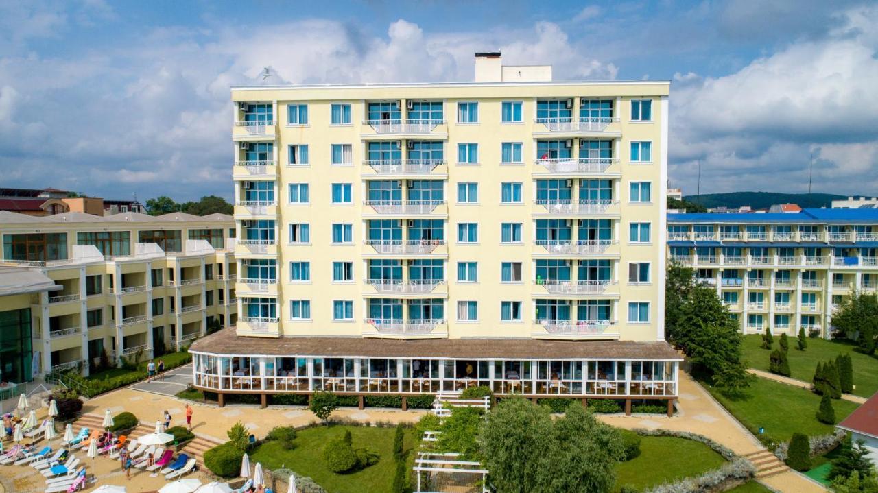 Hotel Perla Beach Club Приморско Экстерьер фото