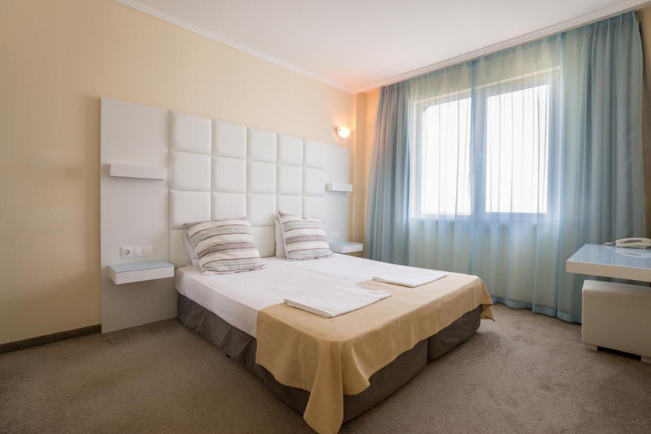 Hotel Perla Beach Club Приморско Экстерьер фото