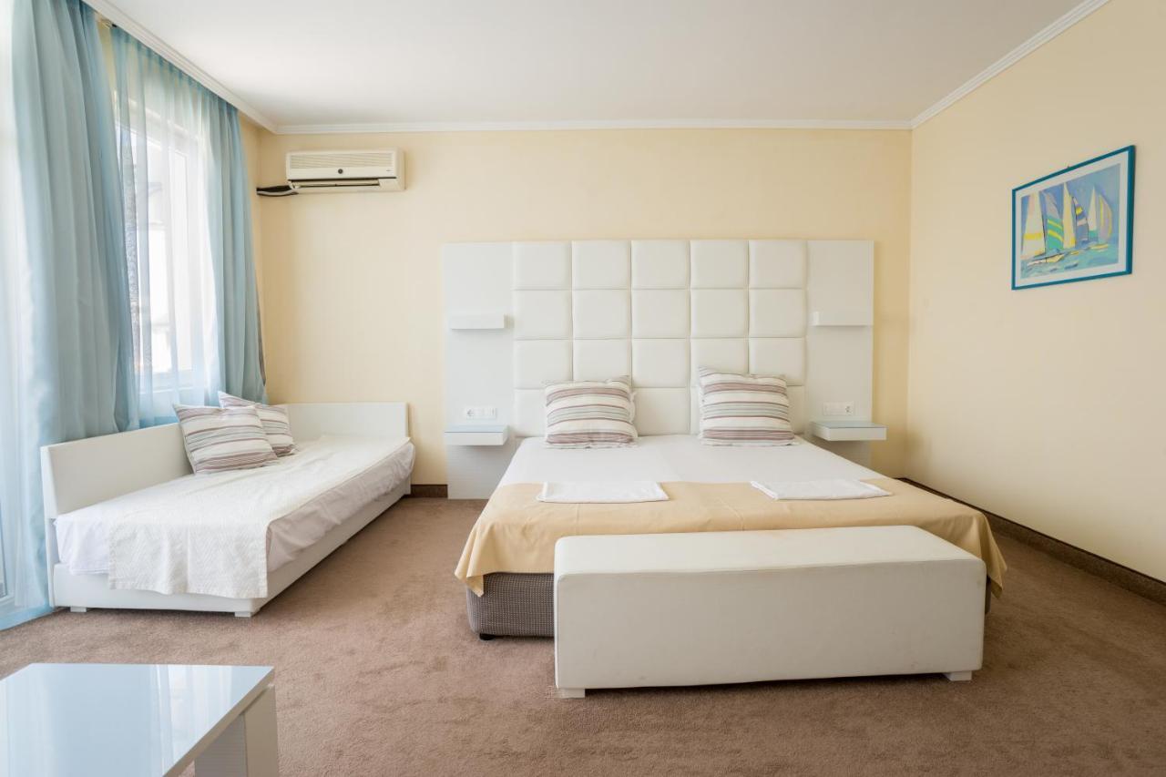 Hotel Perla Beach Club Приморско Экстерьер фото