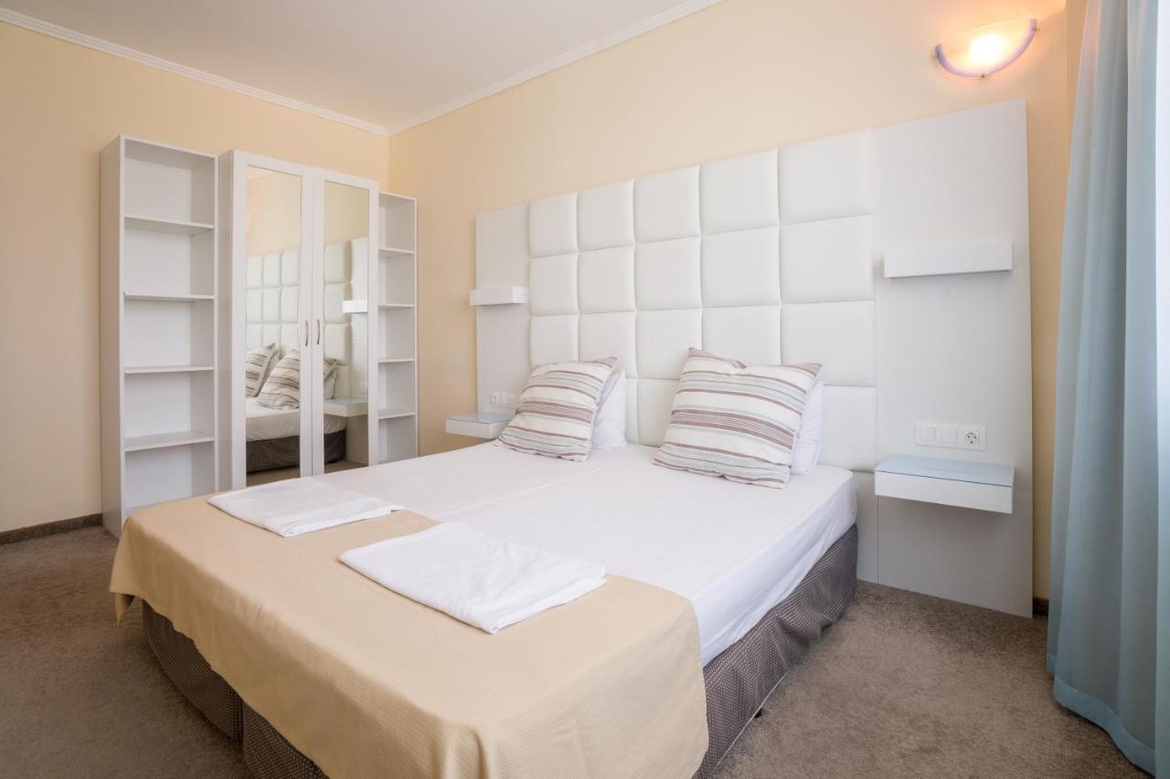 Hotel Perla Beach Club Приморско Экстерьер фото